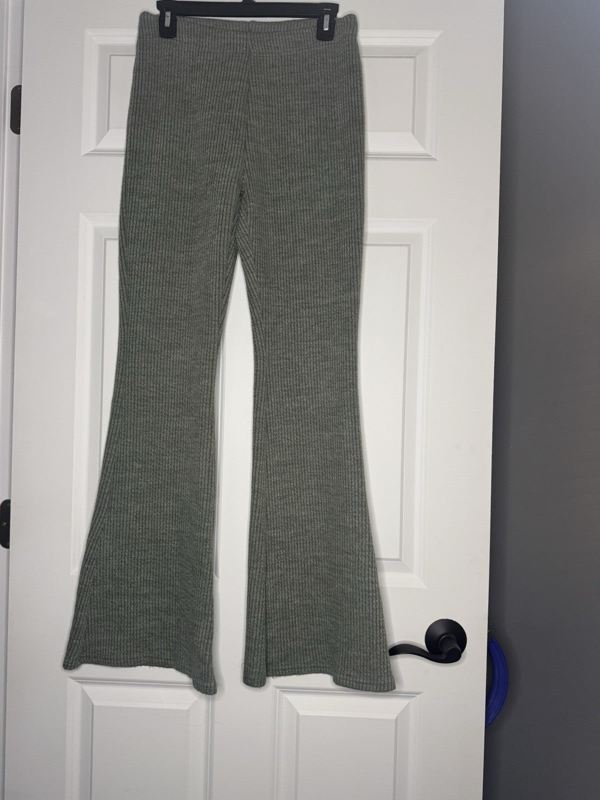 American Eagle Medium Green Ribbed Bell Bottoms 