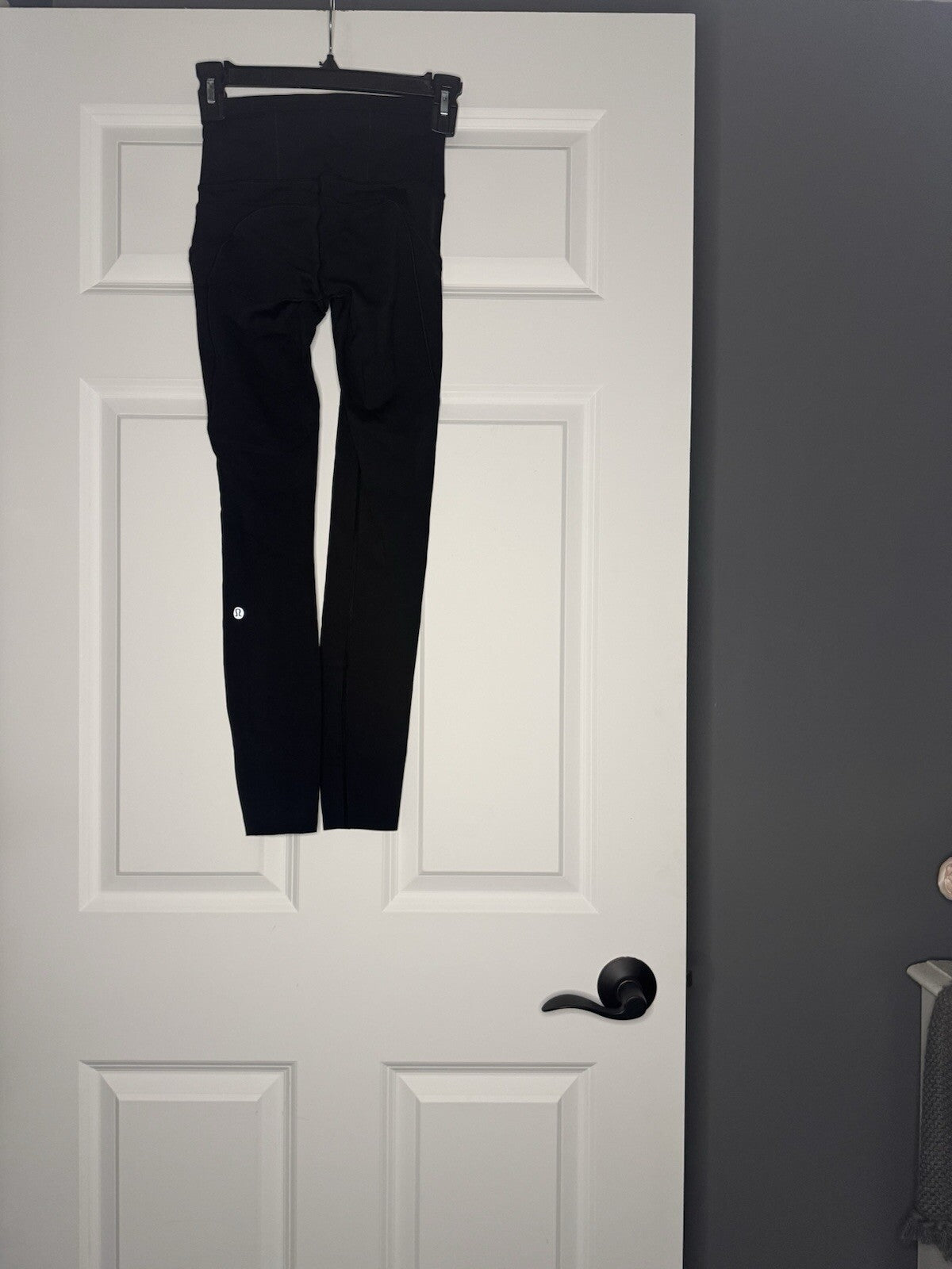 Lululemon Leggings Size 2 7/8” With Side Pockets Black 