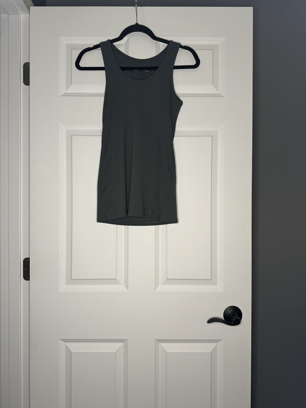 Under Armour Fitted Ribbed Tank Top Medium Dark Gray 