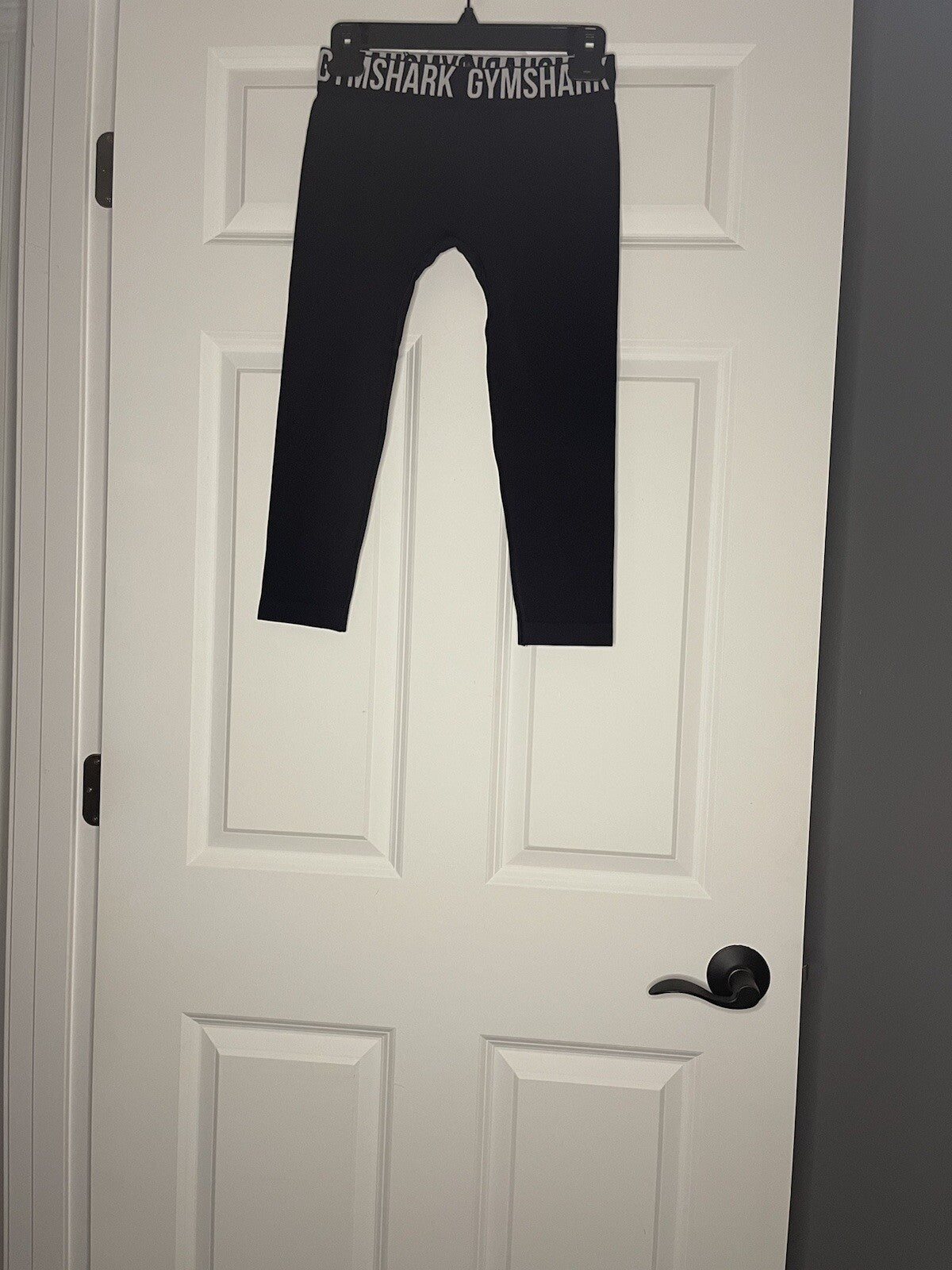 Gymshark Fit Cropped Leggings Black White Logo On Waistband Small Nwt 