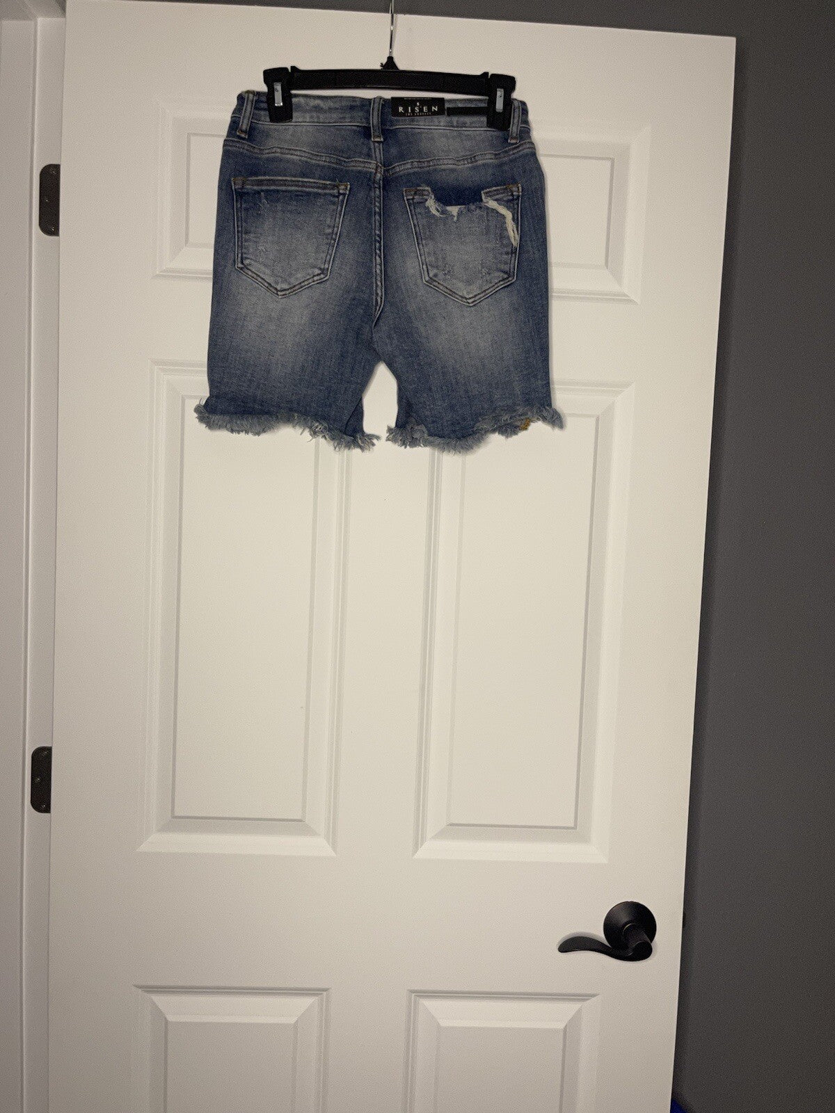 Risen izzy distressed cuffed denim shorts small NWT