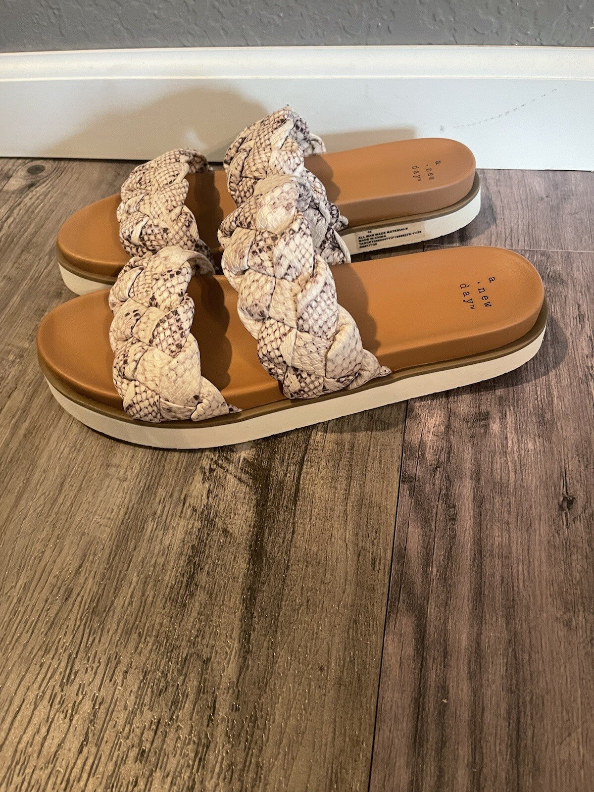 A new day size 10 strappy sandals brown and cream new without box 