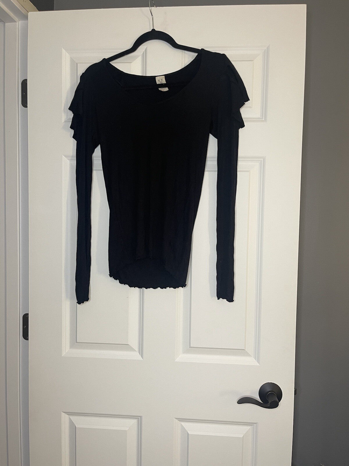 Free People long sleeve blouse small ruffle shoulders ribbed