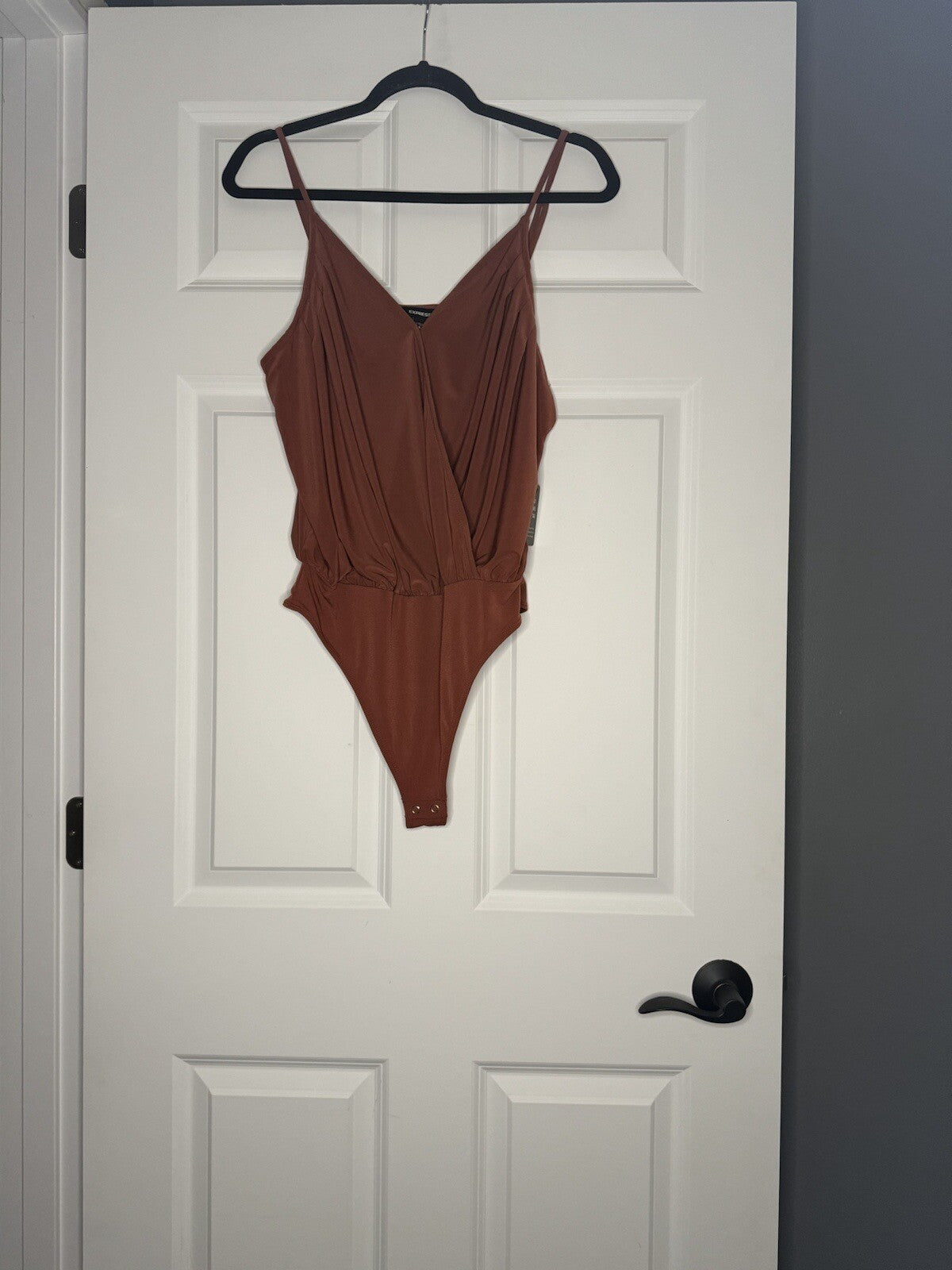 Express Sleeveless Bodysuit Large Rust Overlaps In Front Nwt 