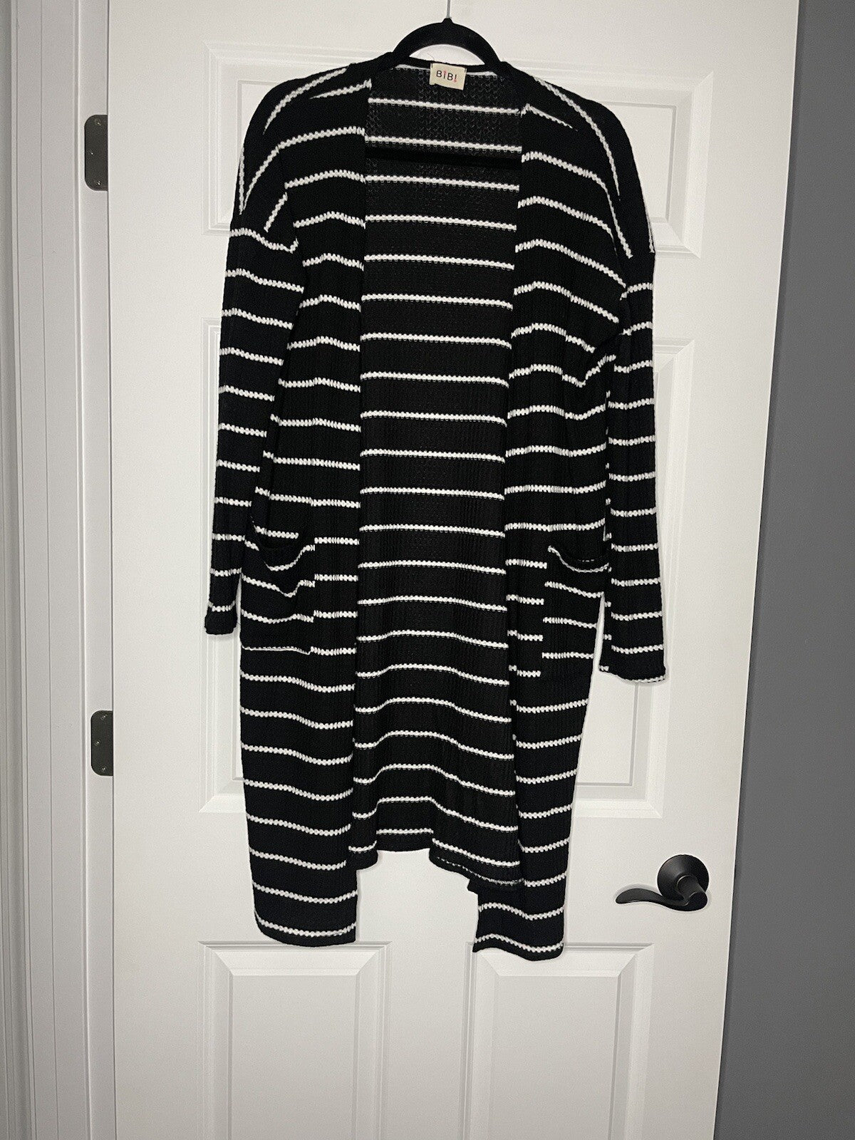 Bibi cardigan medium black white striped 