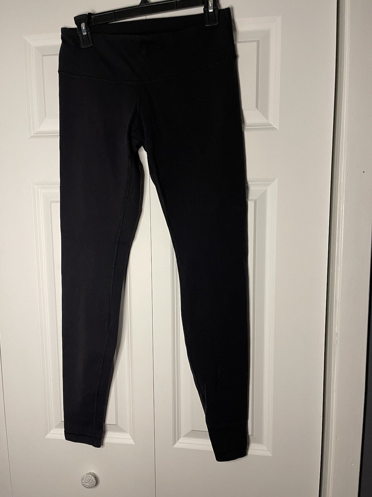 Lululemon black leggings size 8 
