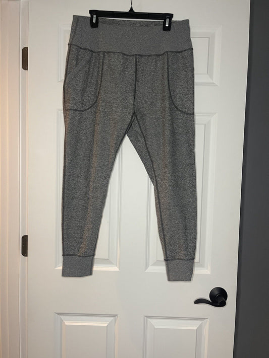 Zella  jogger capris gray heathered xl