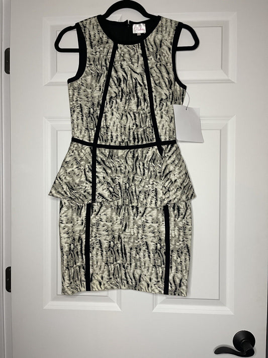 Parker sleeveless dress size small black white gray print