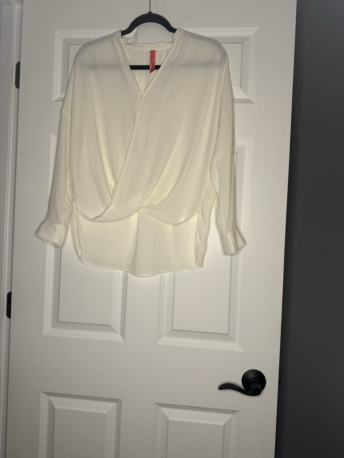 Eight Sixty Long Sleeve Blouse XS Overlap Front Ivory 