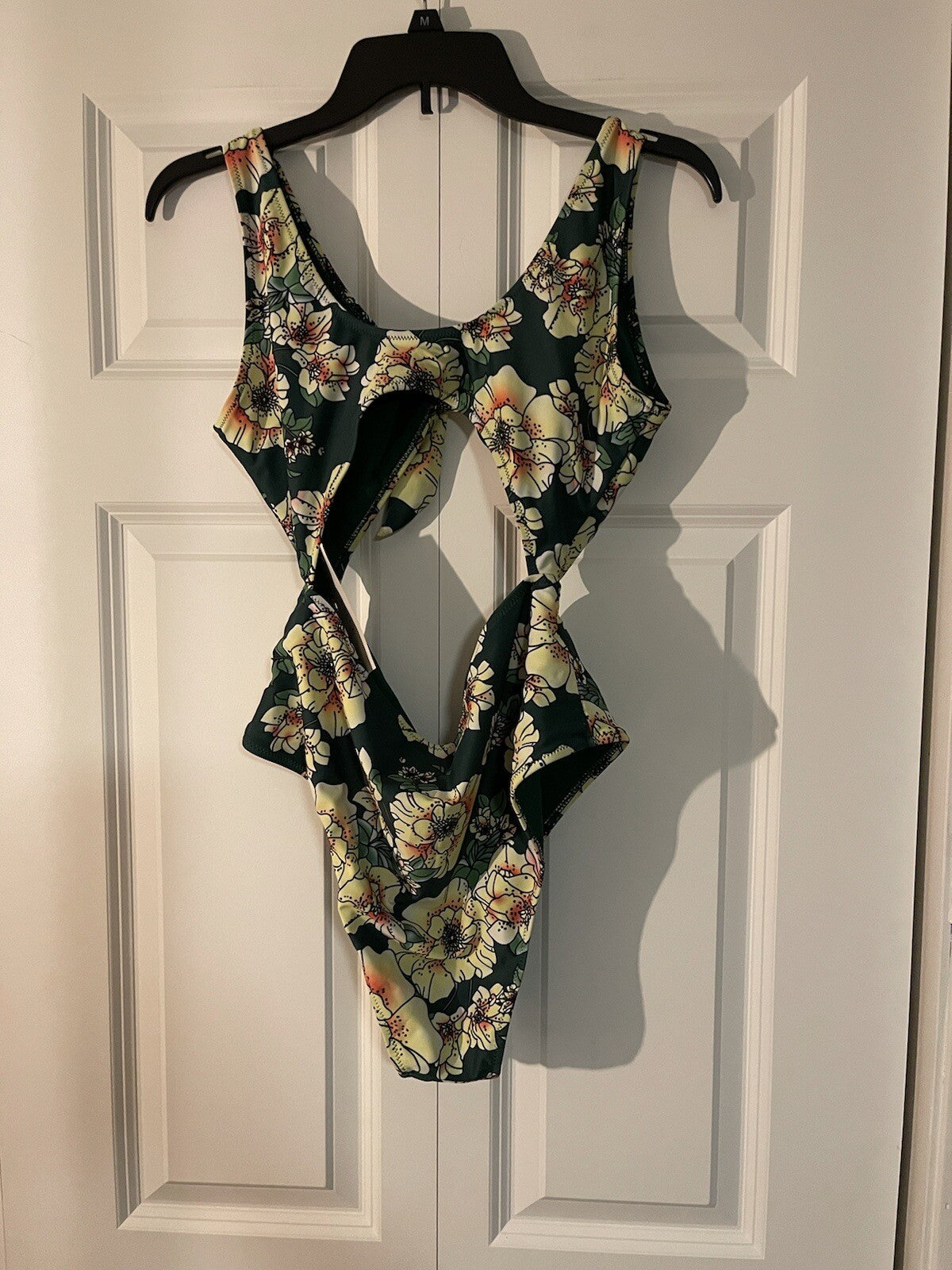 Zaful one piece swimsuit green yellow floral size 8 nwt 