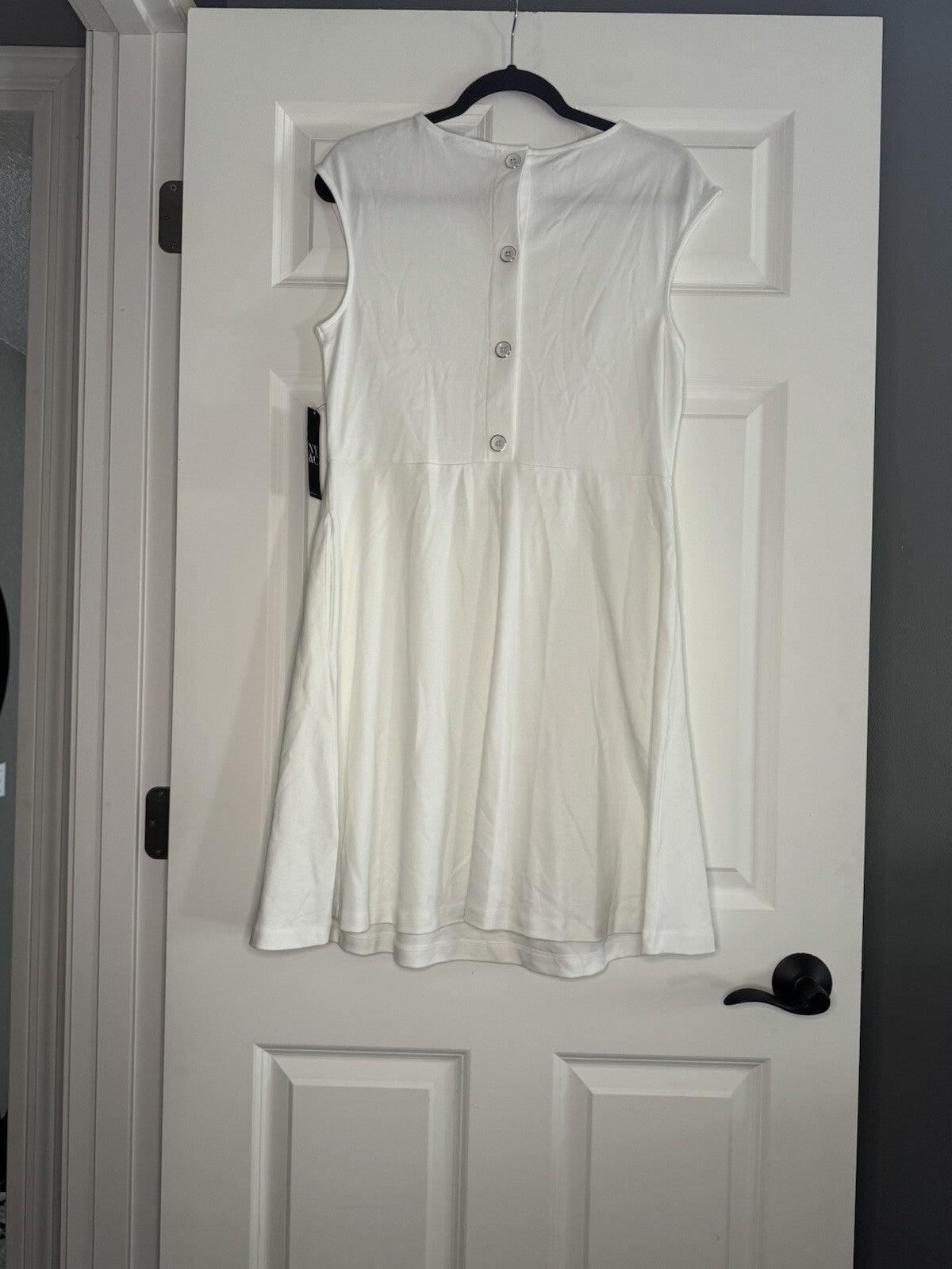 New York And Co Sleeveless Dress White W Button Decor On Back Nwt 