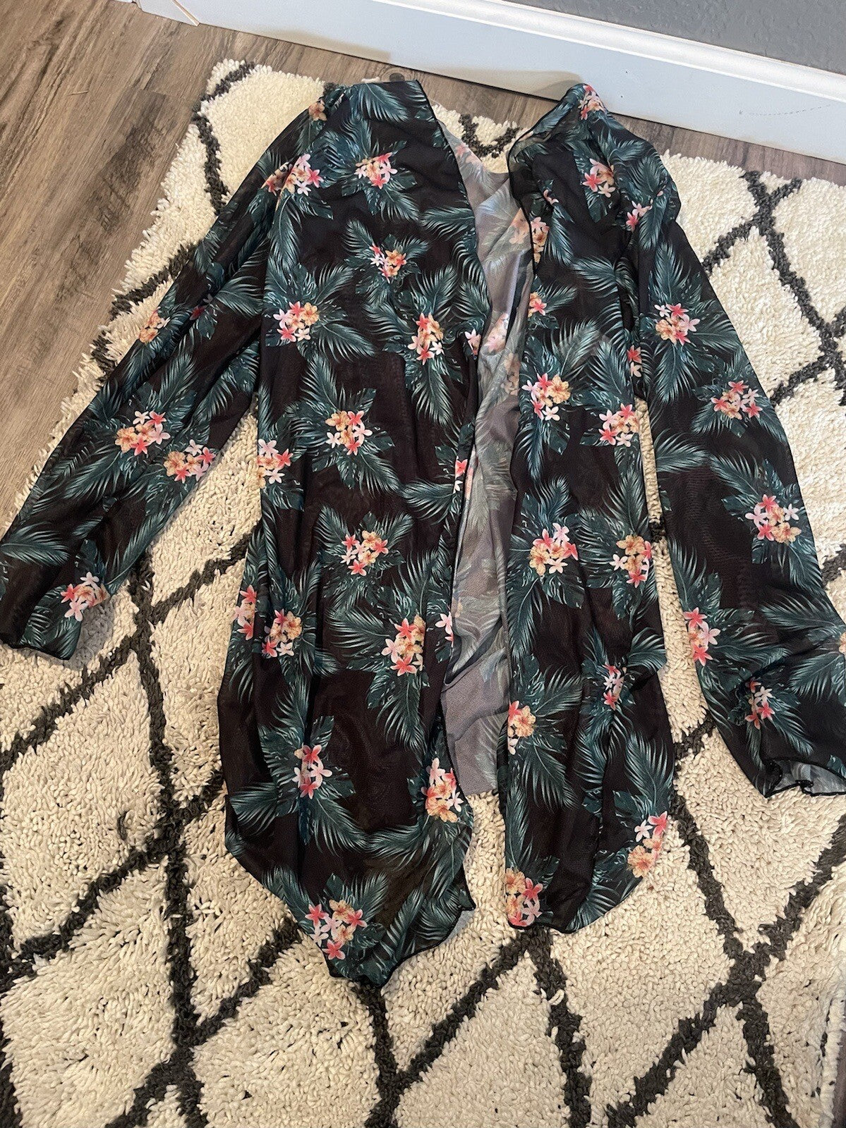3 Piece Suit/coverup Top Xl Bottom L Coverup L