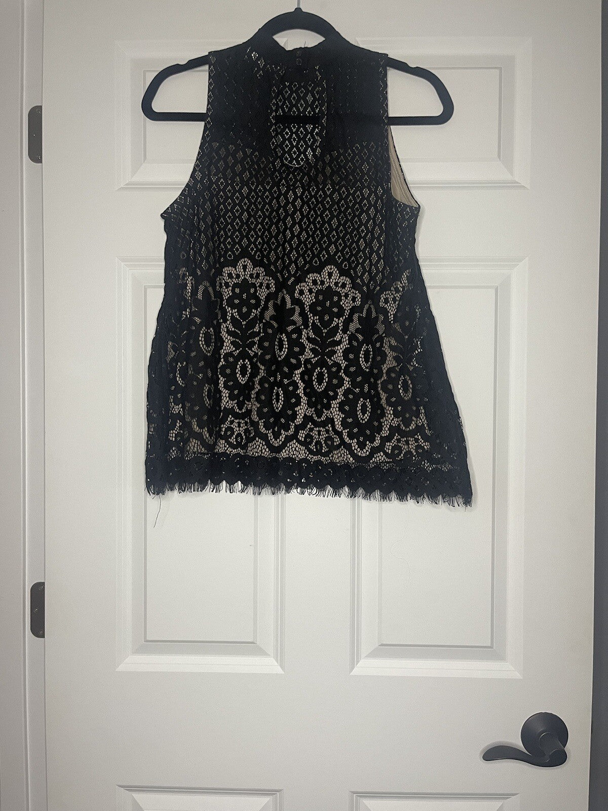 Love fire sleeveless blouse medium black lace with brown 
