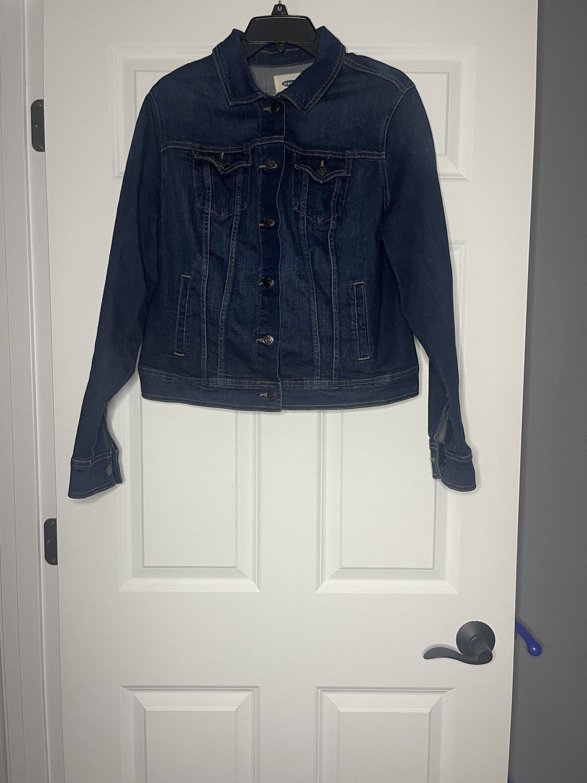 Old Navy jean jacket size large dark blue 