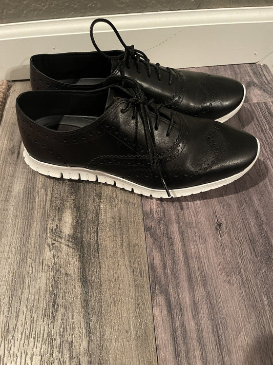 Zerogrand womens wingtip oxford sneakers size 9 black Worn Once
