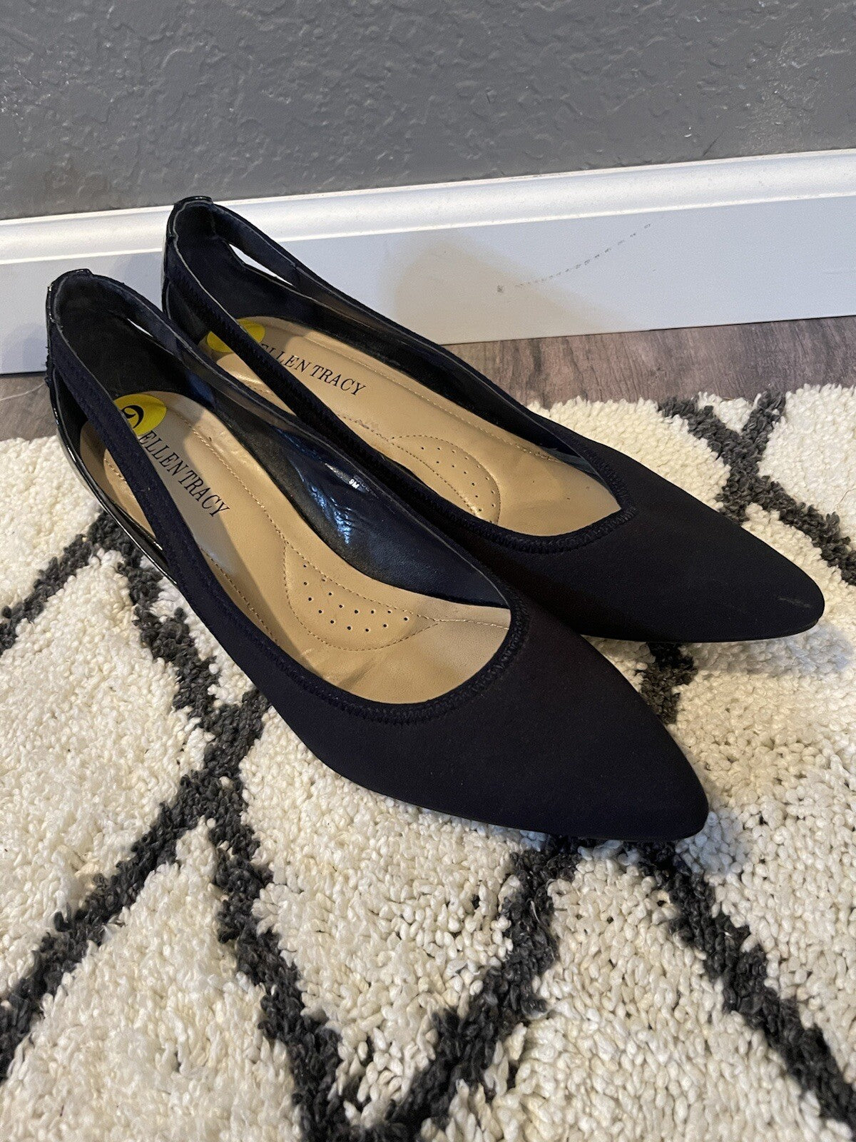 Ellen Tracy Heels Navy Size 9