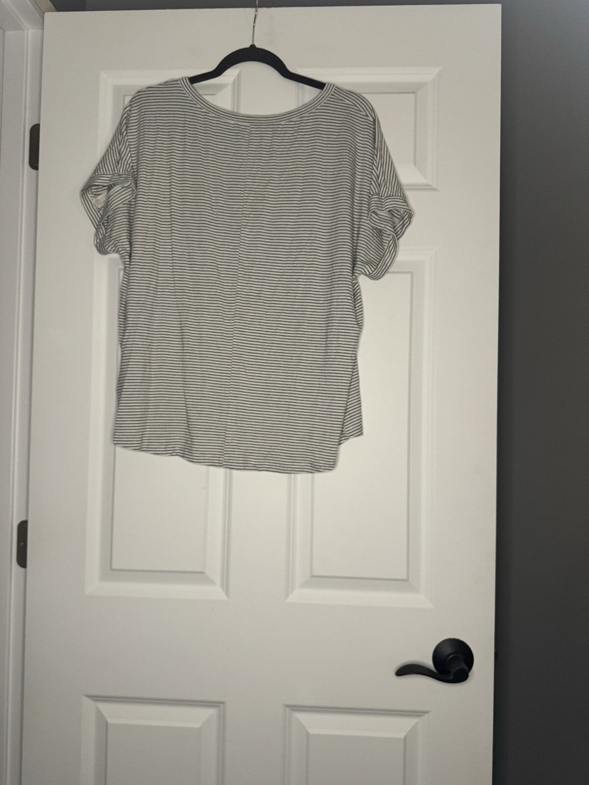 Staccato Short Sleeve Top Xl White W Black Stripe Cut Out Knit Center 