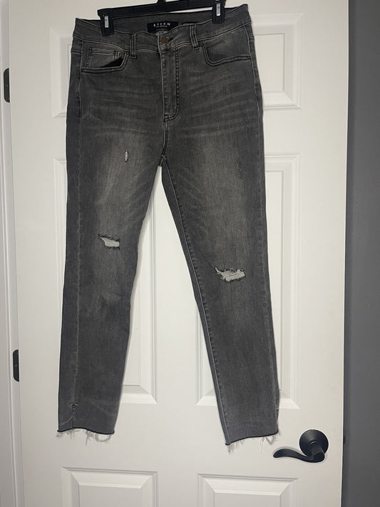 Risen los angelos jeans 32w size 15 charcoal distressed skinny 