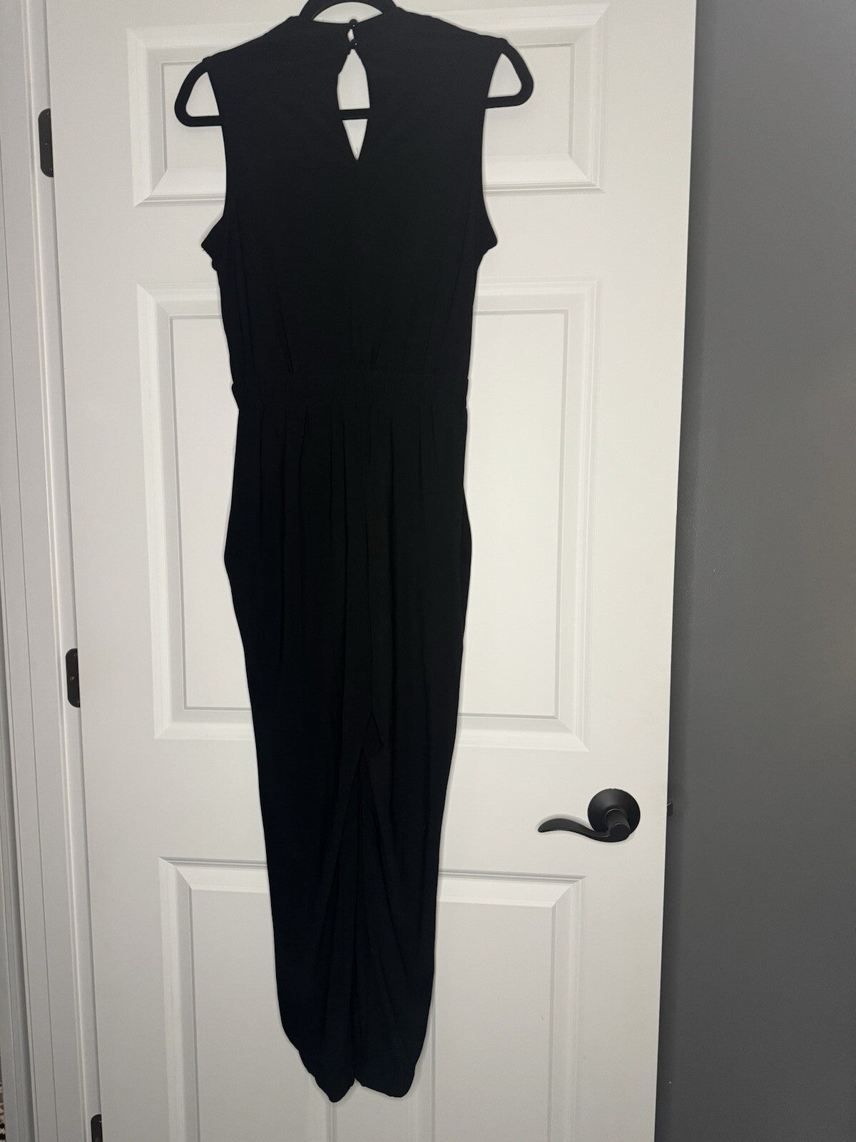 Sandra Darren Sleeveless Jumpsuit Small Black 