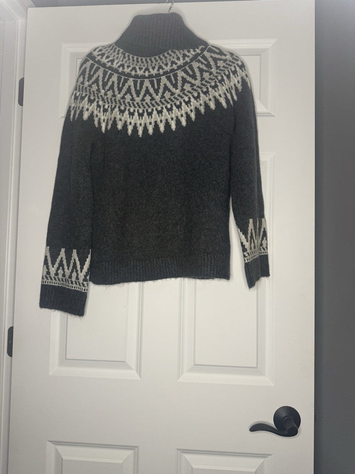 Hm Turtleneck Sweater Small Gray Cream Taupe Print Slits In Sides