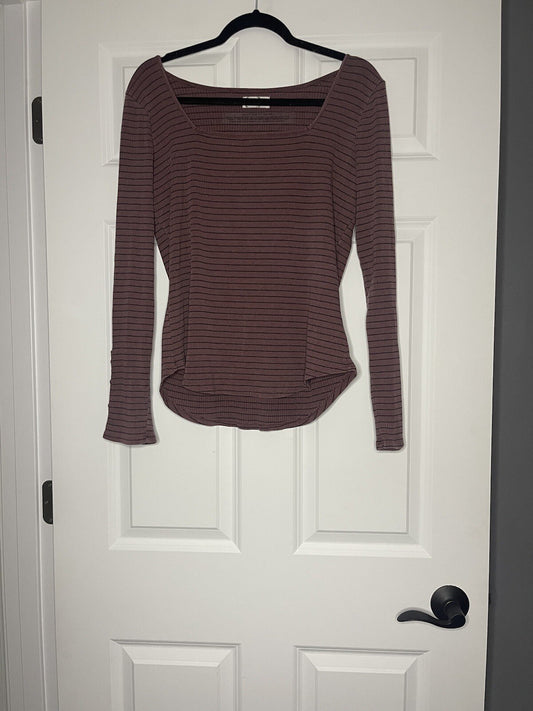 Maurice’s Long Sleeve Ribbed Blouse Small Plum Black Striped Nwot 