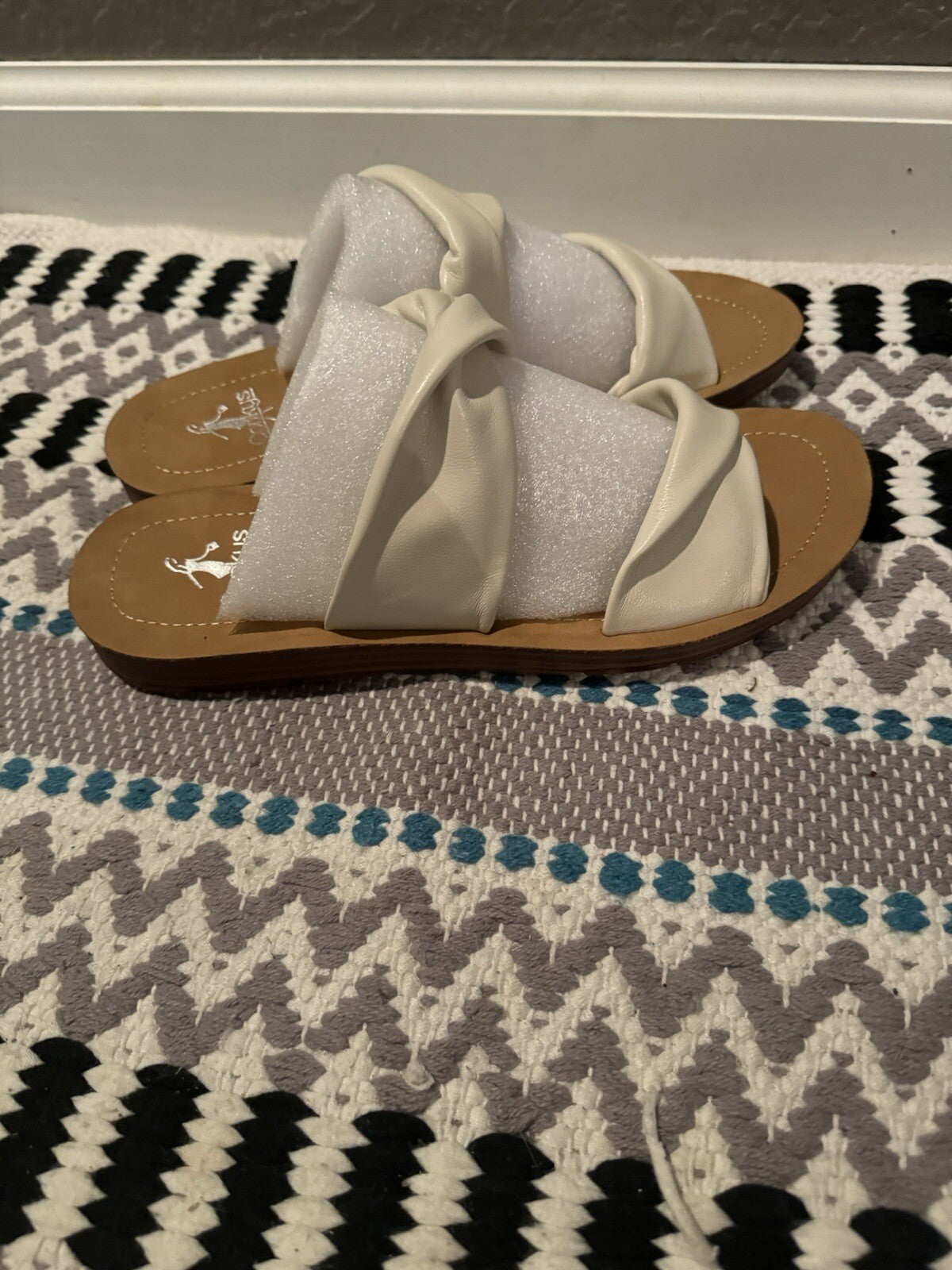 Corkys Size 9 Cream Slip-on Sandals Brand New