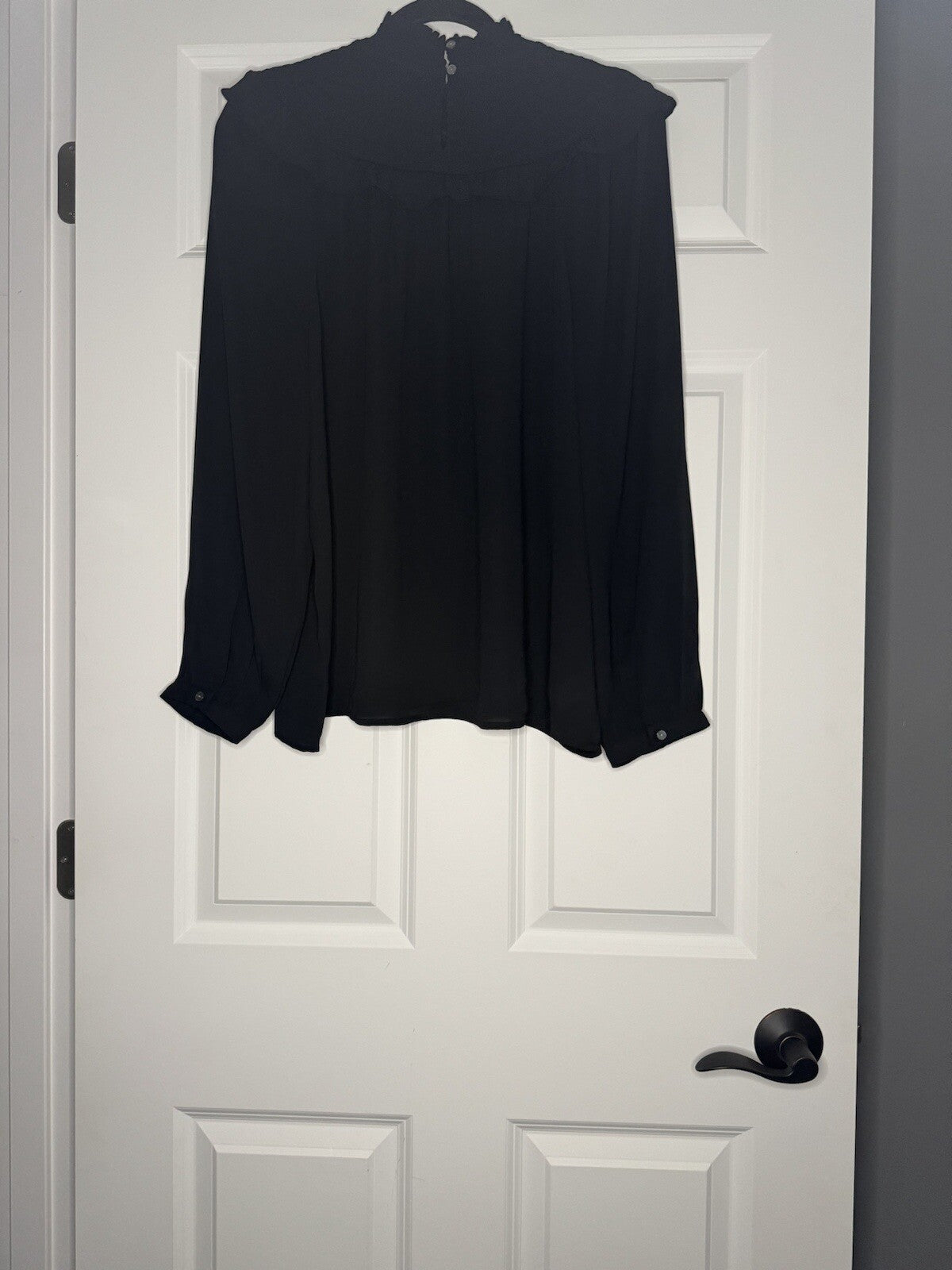 Loft Long Sleeve Top Elastic At Collar Large Nwt