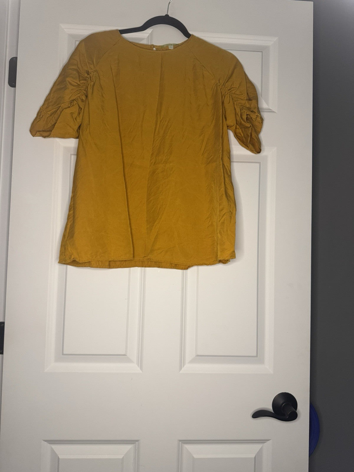 Gianni Bini Short Sleeve Top Large Mustard Yellow 