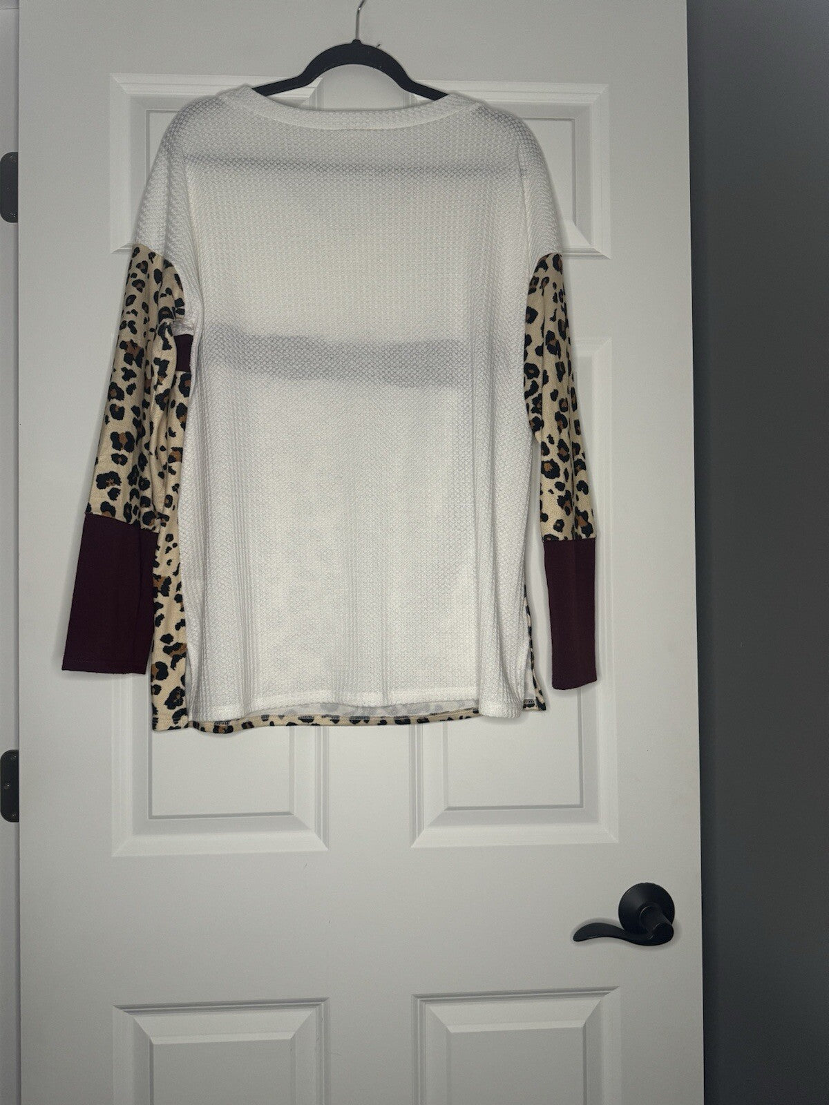 Bibi Long Sleeve Blouse Xl White Waffle Knit Maroon Brown Black Animal Print