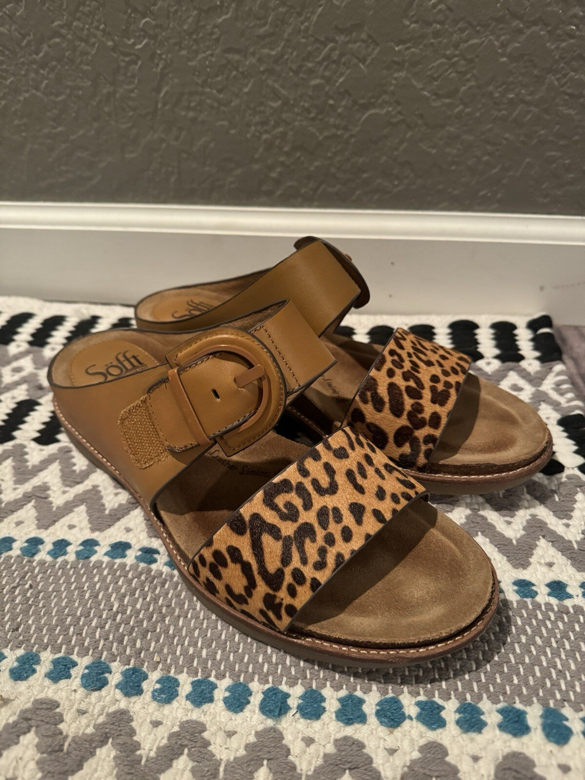 Sofft Brown Animal Print Sandals 9 Cow Hair And Leather 