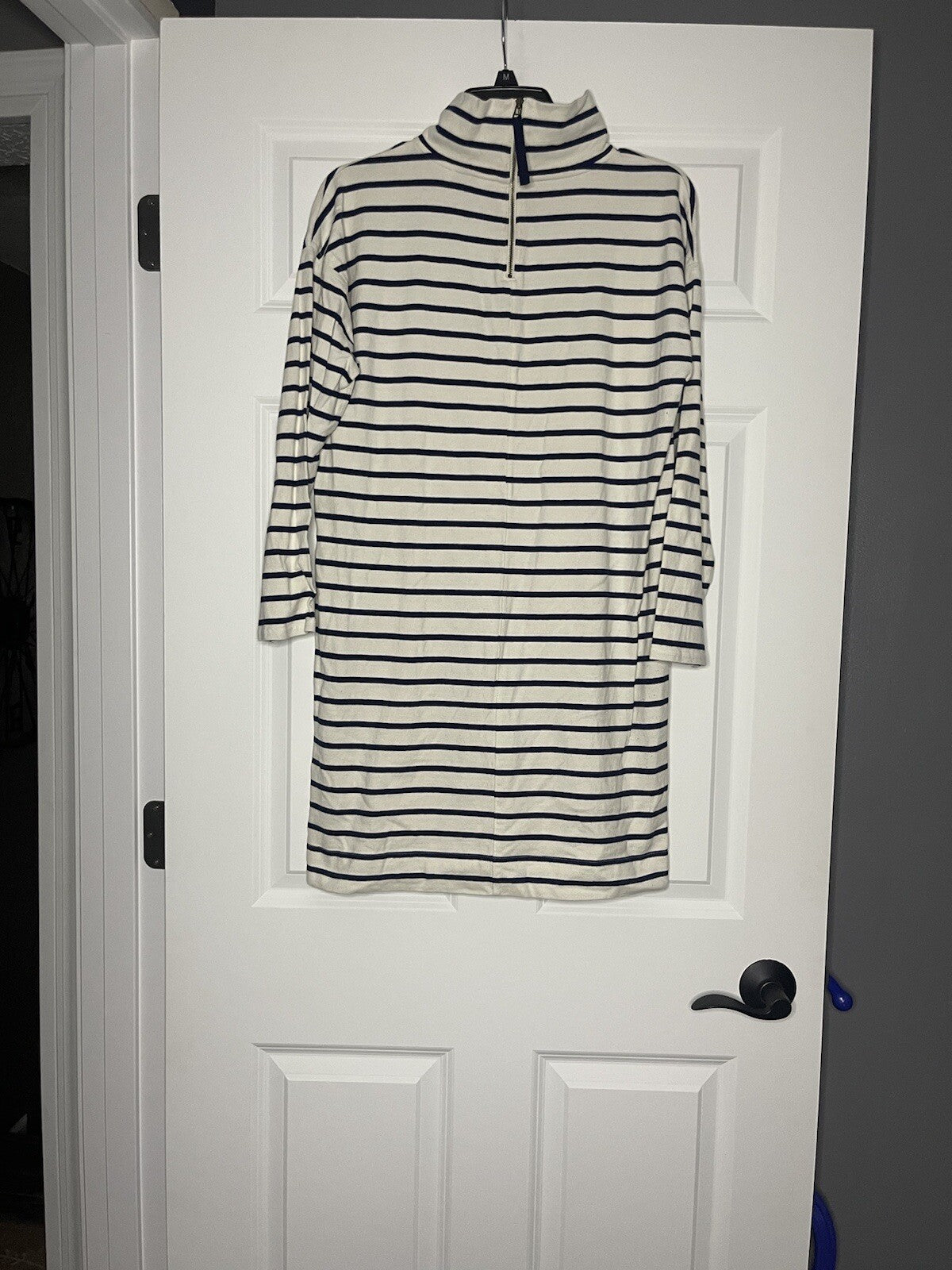 Vineyard vines long sleeve dress medium ivory with navy stripes