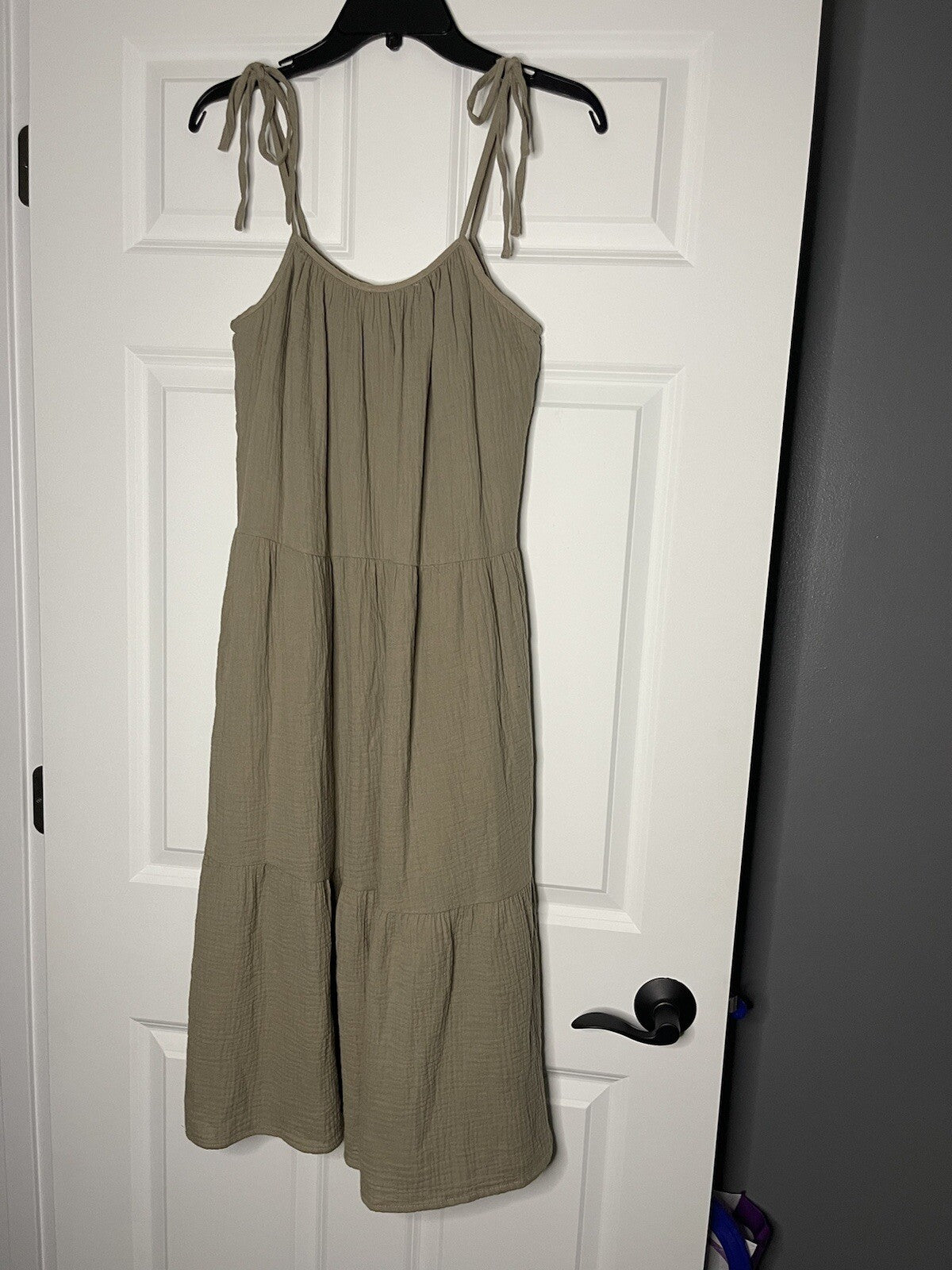 New in ingrid tiered mini dress sleeveless small taupish Green NWT