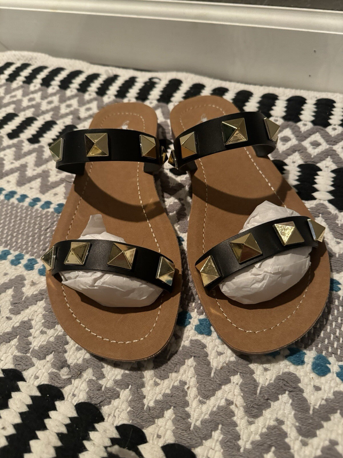 Corkys Size 39 Black Strappy Gold Beaded Sandal Brand New