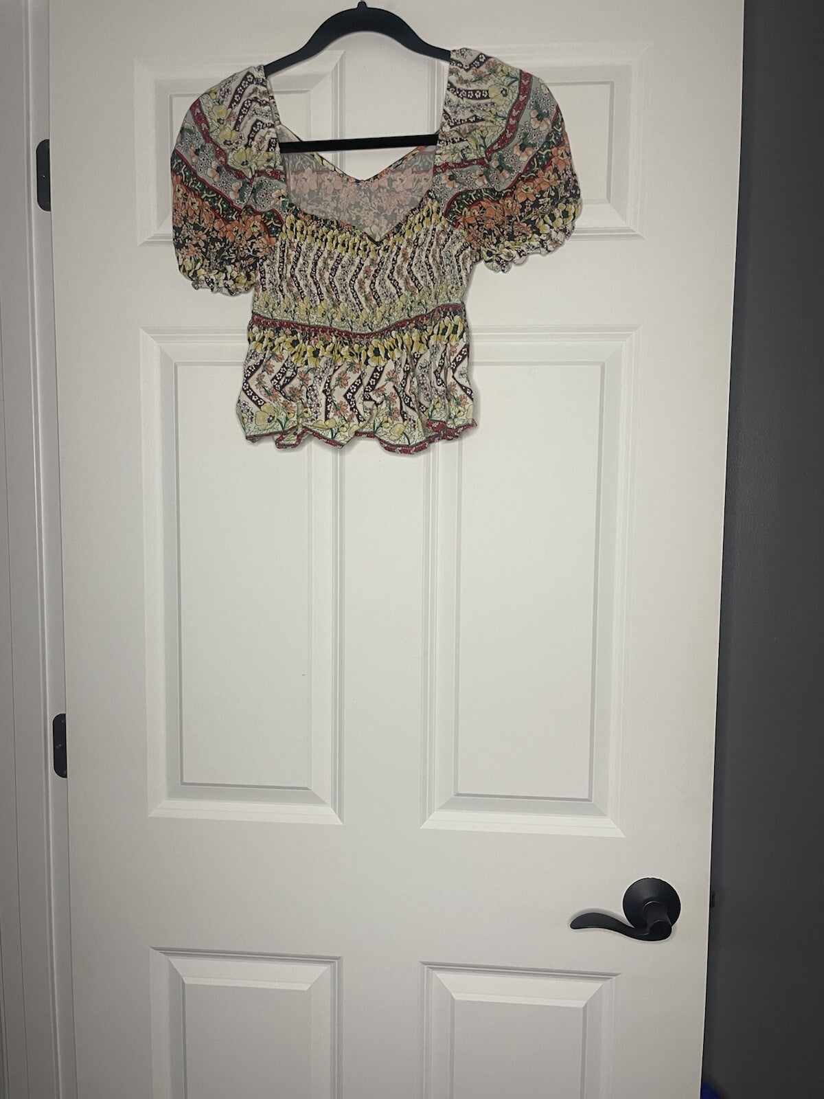 O’neil cropped short sleeve blouse xs multicolor floral