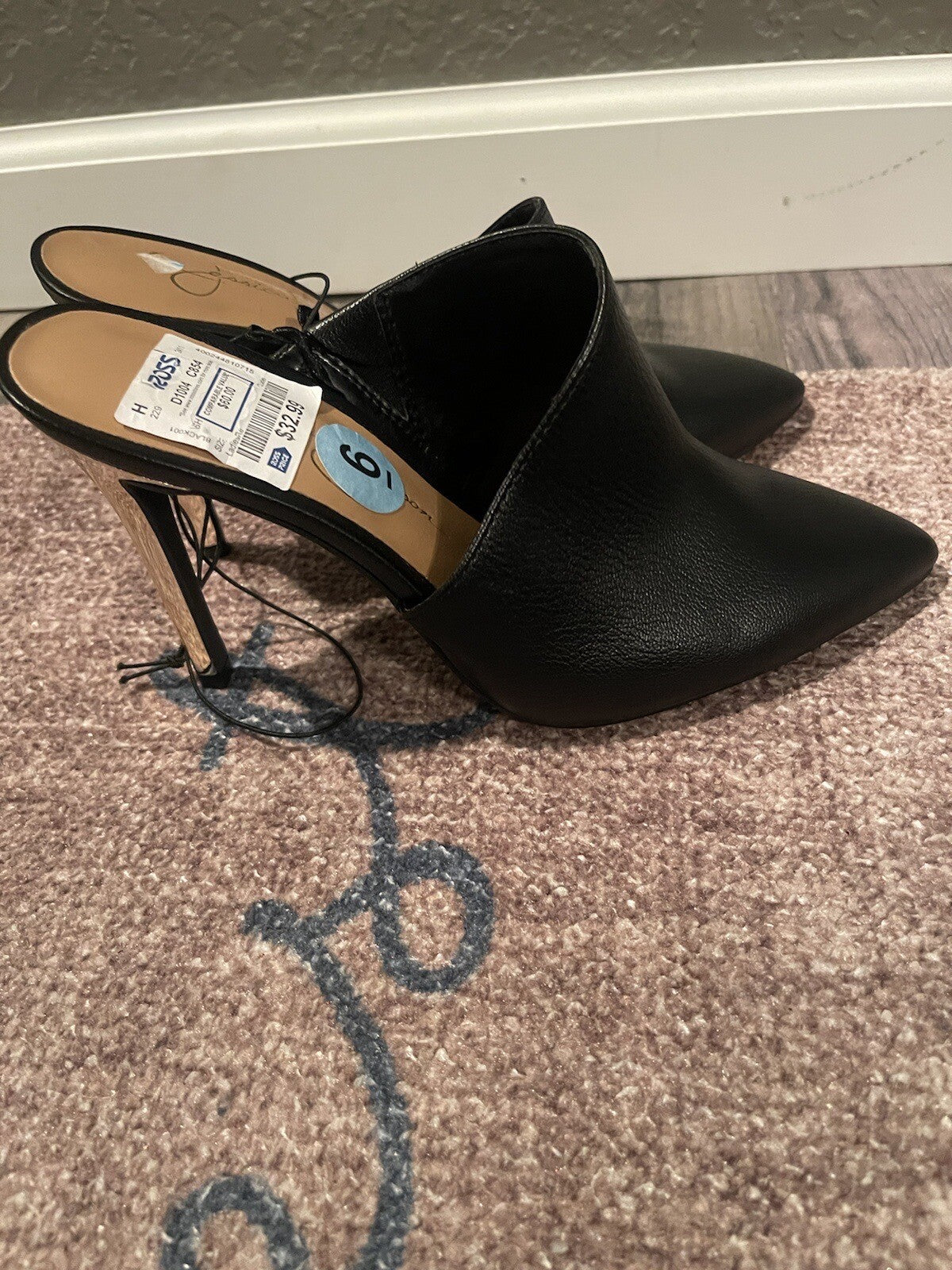 Jessica Simpson Black Slip On Heels Size 6 Brand New 