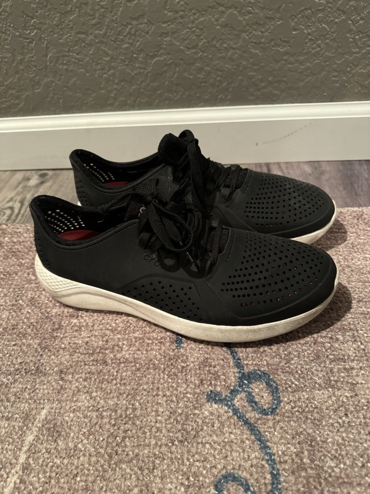 Crocs Sneakers Black Mens Size 9 Lite Ride 