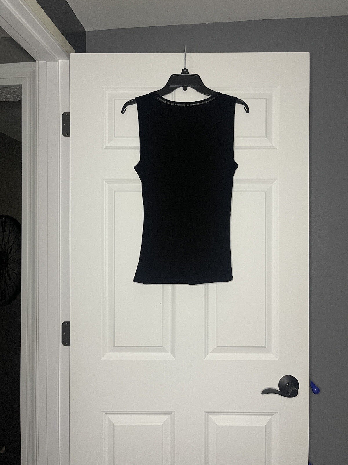 White house black market sleeveless blouse black medium NWT 