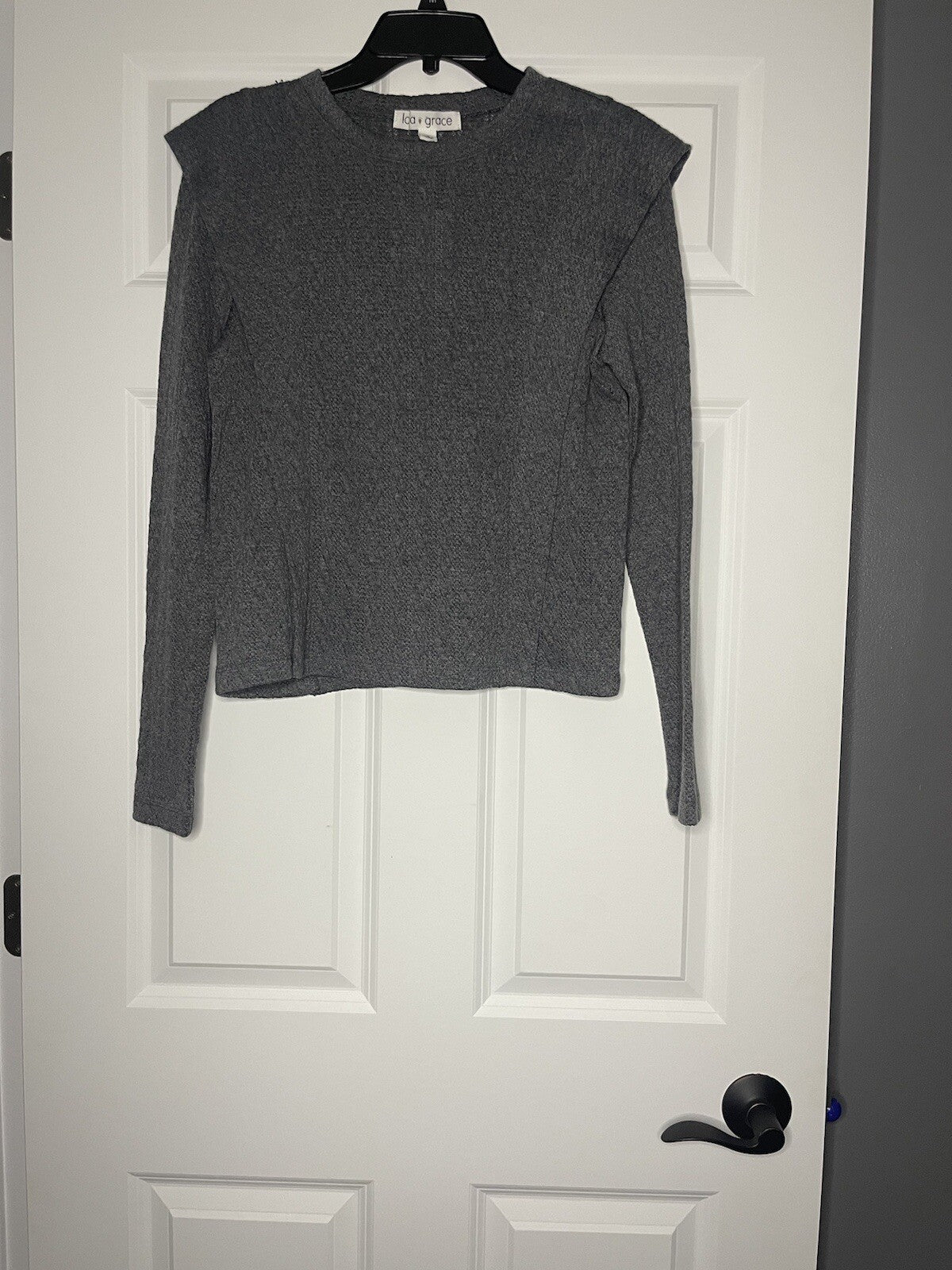 Lola & grace long sleeve knit blouse small tiny hole as shown nwt 