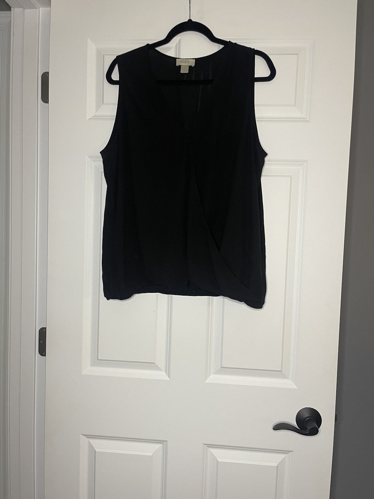 Ann Taylor Loft Sleeveless Blouse Xl Overlap In Front Black