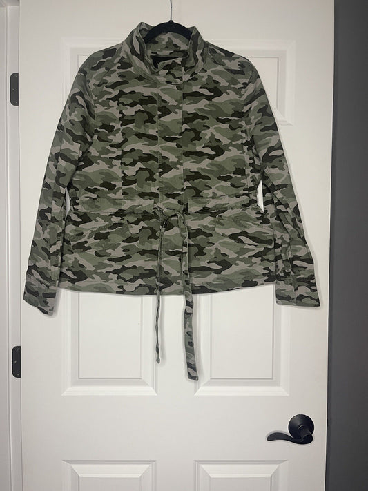Banana Republic jacket camo green large NWT