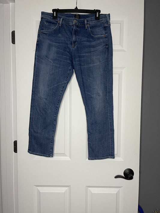 Citizens of Humanity jeans size 31 cut 43746 style 15458-990