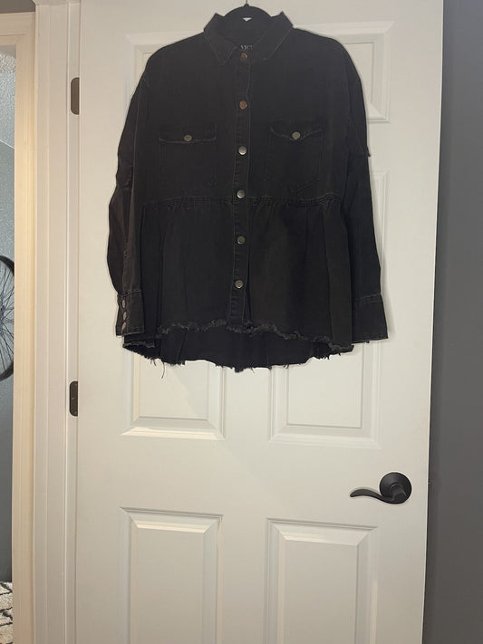 Vici Distressed Black Jean Jacket Medium