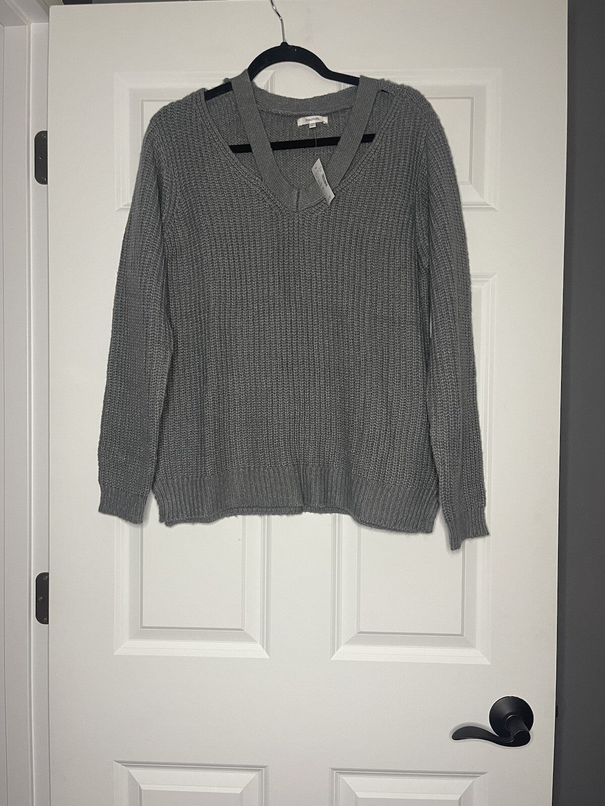 Maurices sweater gray ribbed large cutouts nwt