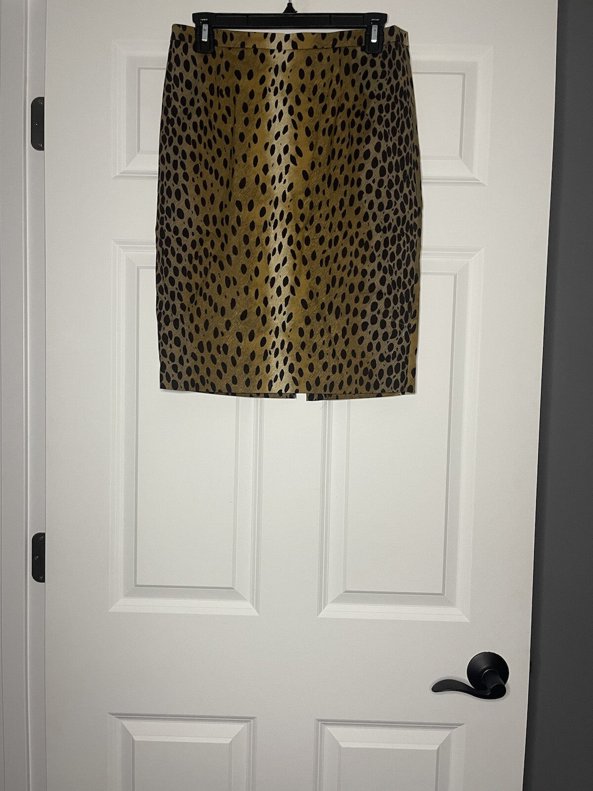 Michael kors black and brown animal print skirt size 4