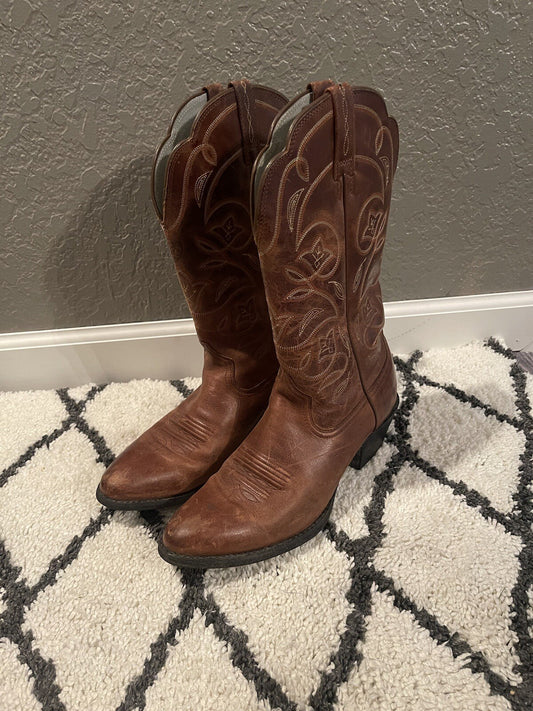 Ariat womens boots size 9 style 10001015