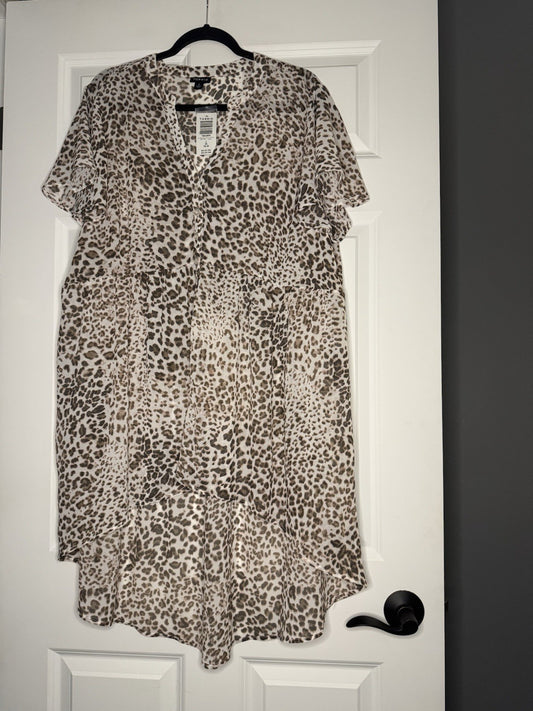 Torrid Long Button Up Blouse Sheer Size 2 18/20 Brown Cream Animal Print Nwt 