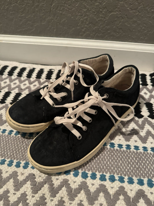Ugg Sneakers Size 8.5 Navy 