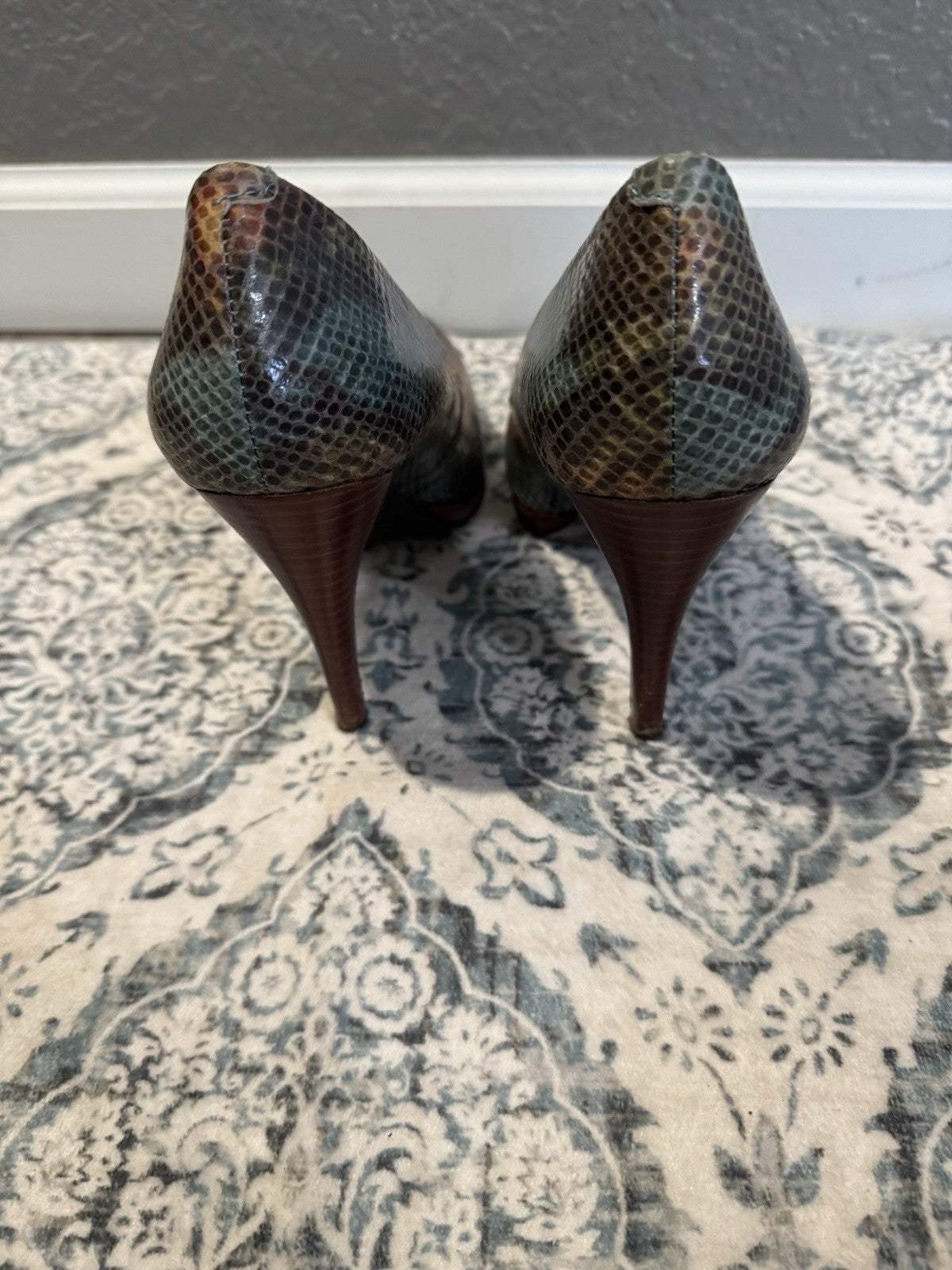 Nine West Snakeskin Pump Heels Brown Blue Green Orange Size 9