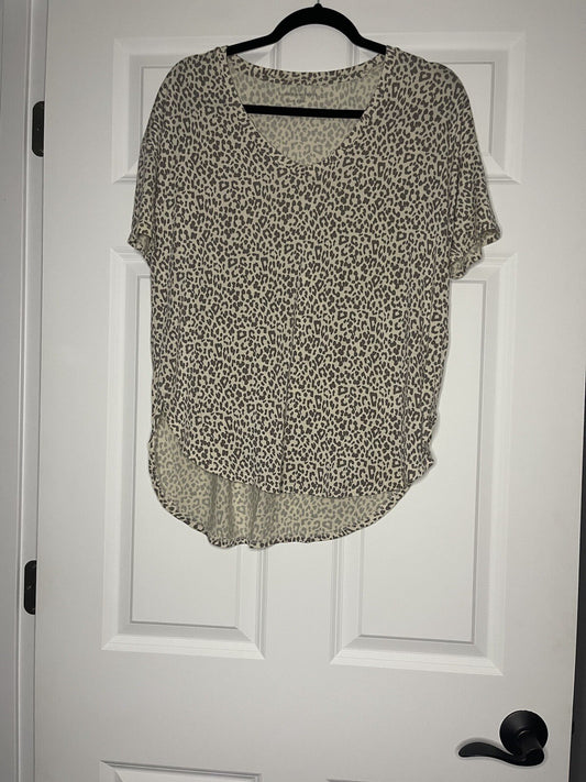 American Eagle Soft And Sexy Short Sleeve Blouse Small Cream Brown Animal Print
