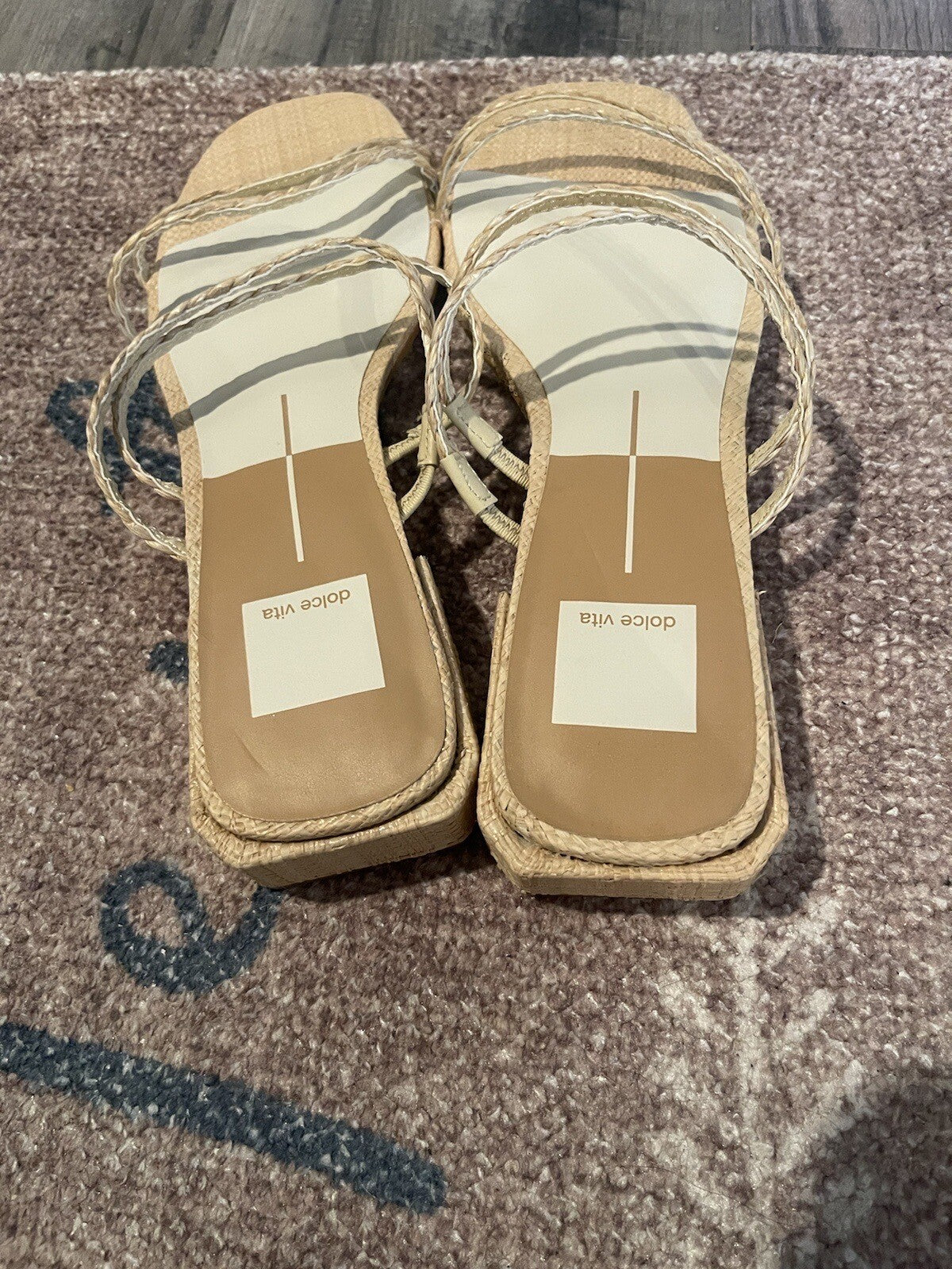 Dolce Vita Straw Sandals Tan Size 9